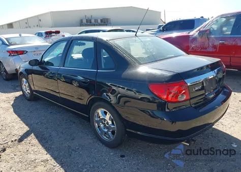 2004 Saturn L300 3 z USA, uszkodzony, nr VIN 1G8JL54R54Y520827